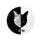 COMONOのBW Tin Badge