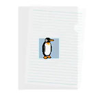フリーダムのどこかを見ているペンギン　ピクセルアート クリアファイル