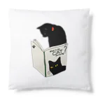 小鳥と映画館の猫が読む本 Cushion