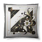 Black_White_GoldのFlower Cushion