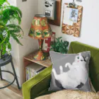 はるさめ商店の白黒ブチ猫 Cushion