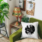 L'armoire des fleursの【Vive la vie】Cosmos Cushion