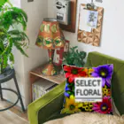 HirockDesignJapanの秋がテーマのコスモスなどの花柄デザイン Cushion