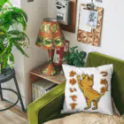 猫との風景のつめがかゆいです_茶トラ Cushion