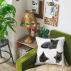 うちの猫ちゃんたちのるうなトライアングル♻️_No.1 Cushion