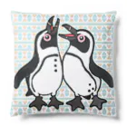 penguininkoの仲良く鳴き合うケープペンギン🐧背景ありC Cushion
