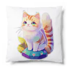 dolphineの上目遣いで見上げるrainbow cute cat Cushion