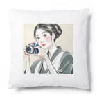 etwoshopの和美さん写真を撮る Cushion