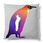 mirinconixの紫からオレンジのグラデーションのペンギン Cushion