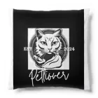 SERIY_SHOPの勇敢な猫戦士 Cushion