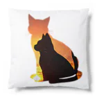 猫との風景の夕焼けと猫と猫001 Cushion