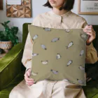 ぴすぴすのいっぱいアザラシ 砂色 Cushion