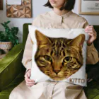 猫カフェ ぶぅたんグッズショップのキトくんのお顔 Cushion