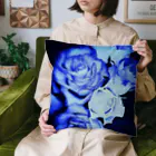 Anna’s galleryのBLUE Rose Cushion