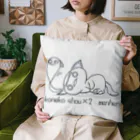 itsuto-こねこしょうしょうめんへらの「いきているだけでせいいっぱい」(ロゴ英字) Cushion