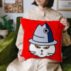 mkumakumaのマグロ頭の帽子 Cushion