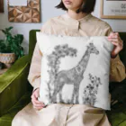 麻の刺繍風　曼荼羅キリン　黒 Cushion