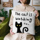 KOBACHIの隠れ家の猫は見ている...猫は全てお見通し🐈‍⬛✨ Cushion