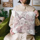 Artistry BlossomsのArtistry Blossoms Cushion