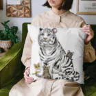 縁-yukari-の虎の威を借る猫たち Cushion