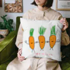 O＆mの３本でーもにんじん Cushion