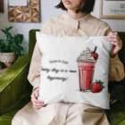 Love and peace to allのストロベリーフラペチーノとメッセージ Cushion