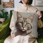 うねうねキャッチのエレガントなネコ Cushion