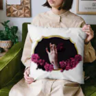 RUNAのドールの花摘み Cushion