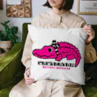 loveclonesのワニくん ピンク 0624 WANIGATOR ロゴ Cushion