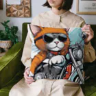 ryusky_333のサングラスをかけて、バイクを楽しんでいる猫 Cushion