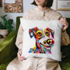 G.O.A.T.designの華やかな色合いが目を引く可愛らしい犬 Cushion