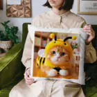 終わらない夢🌈のミツバチ🐝のコスプレをした🐱にゃんこ🐾 Cushion