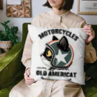 AckeeWolf Art ShopのOLD AMERICAT Cushion