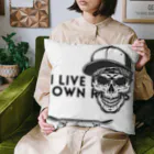 CHIBE86の "I live by my own rules." クッション