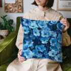 オンラインショップイエローリーフの水色小さな花 Cushion