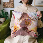 花束娘のDreaming in a Field of Sunflowers Cushion