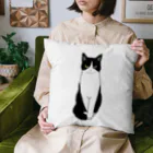 小鳥と映画館のお利口さんのハチワレちゃん Cushion