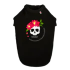 yuki-tsubakiのBetty skull 花盛り Dog T-shirt