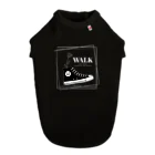 もがみ家ショップSUZURI店の【2023'小さな勇者誕生記念】Let's WALK シリーズ(クロ) ドッグTシャツ
