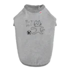 柴犬しばわんこhana873のサッカーするねこ ドッグTシャツ