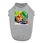 juice-seezのこっそり実を食べるスナネズミちゃん Dog T-shirt