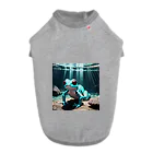 人魚の夢の新種発見ヤドクガエル Dog T-shirt