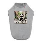 junpeiganba07の街の中を自転車で走るパンダ Dog T-shirt