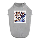 コウヘイのにゃんコーヒー タヌキ猫 Dog T-shirt