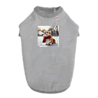 Colorful Canvasの寒さに耐えるコーギー Dog T-shirt