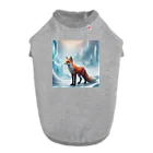 ブルーレイの氷山と狐 Dog T-shirt