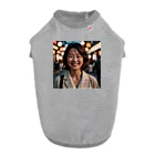 yuyuu_youtubeの笑顔の熟女 ドッグTシャツ