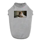 ADOのウエディングドレスを着た猫 ドッグTシャツ