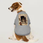 世界美術商店のヴァニタス画のあるアトリエの壁 / Trompe l'oeil with Studio Wall and Vanitas Still Life Dog T-shirt