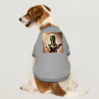 ワンダーワールド・ワンストップのハワイアンシャツを着てウクレレを弾くサボテン Dog T-shirt